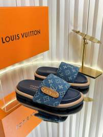 Picture of Louis Vuitton Slippers _SKULVsz35-41mnq1213493